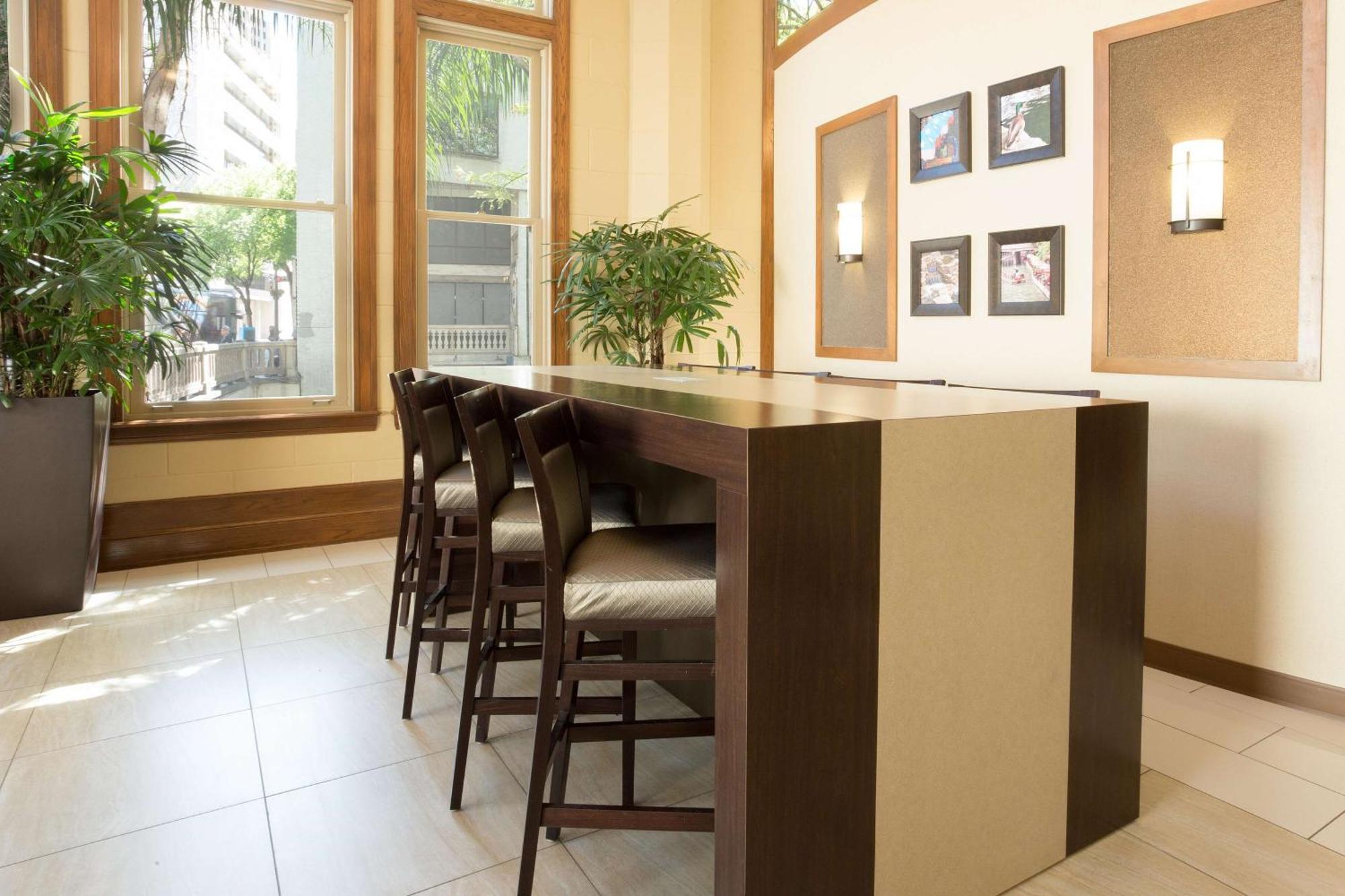 Drury Inn & Suites San Antonio Riverwalk Экстерьер фото