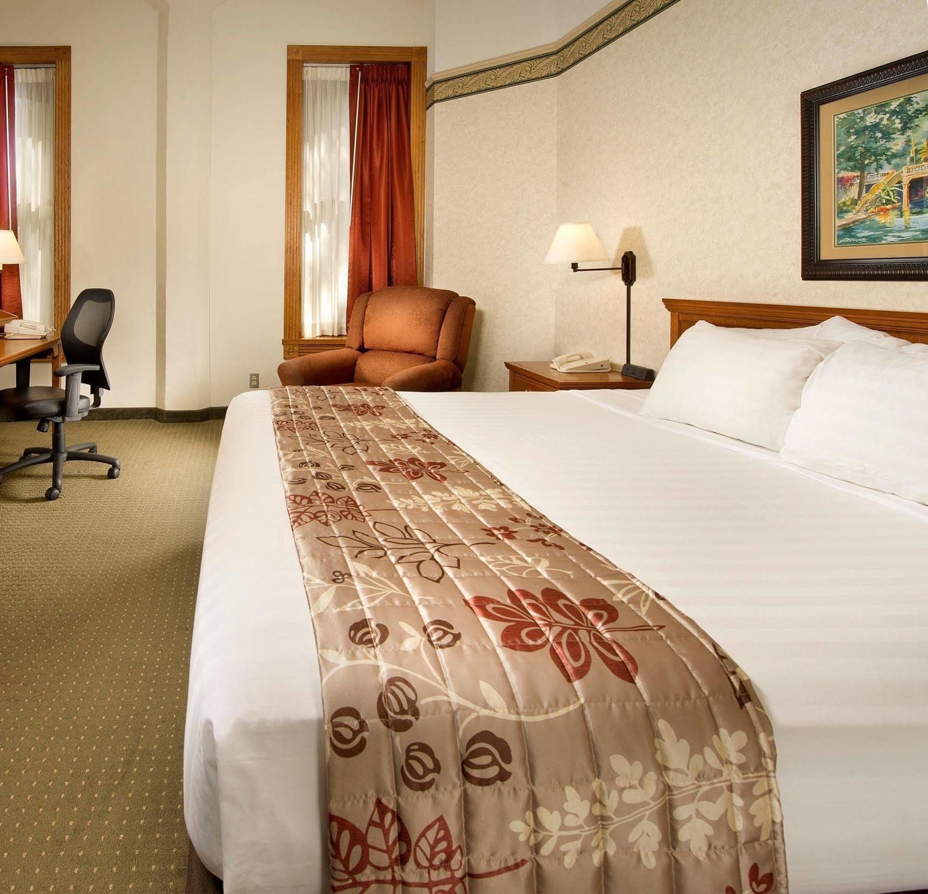 Drury Inn & Suites San Antonio Riverwalk Экстерьер фото