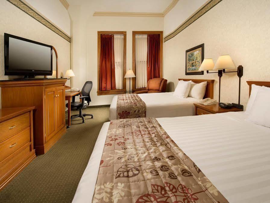 Drury Inn & Suites San Antonio Riverwalk Экстерьер фото